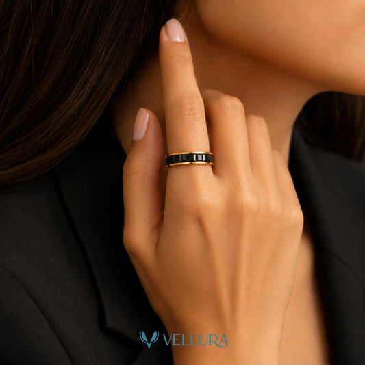 Black Crystal Ring