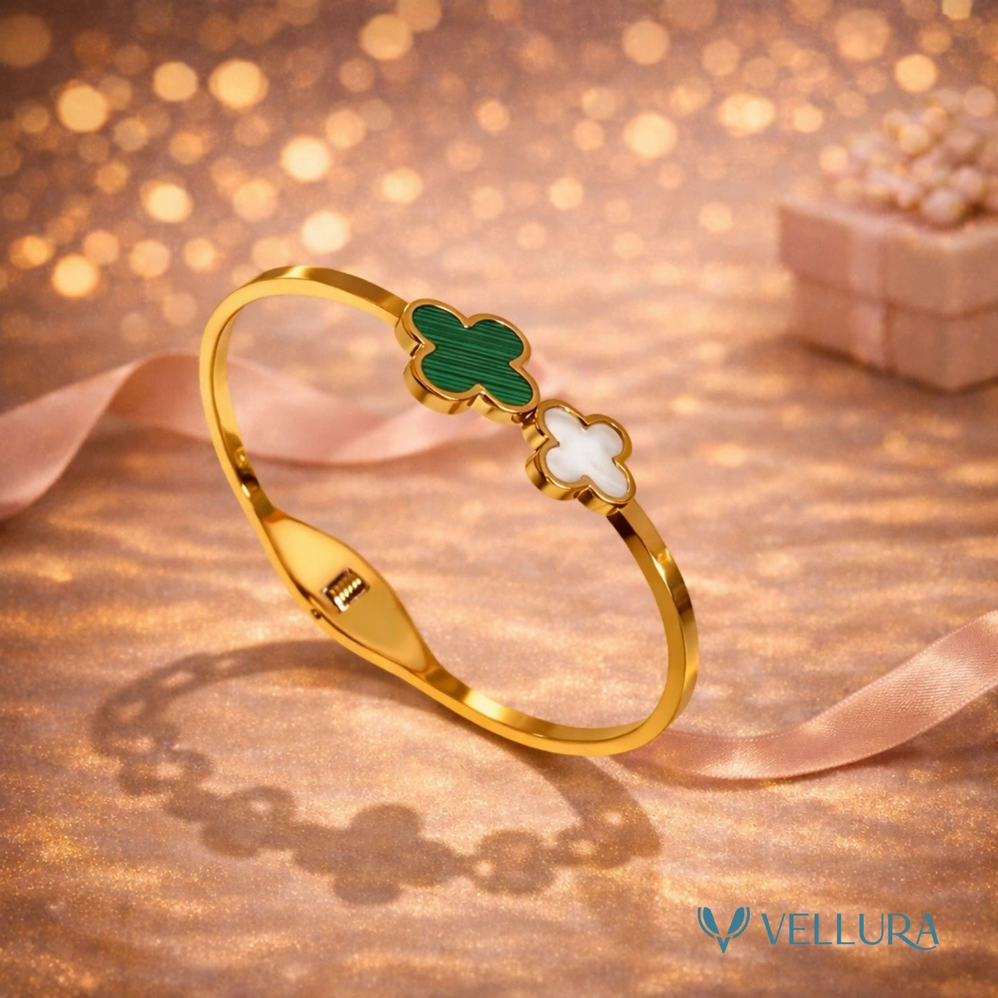 Green & White Clover Gold Bracelet