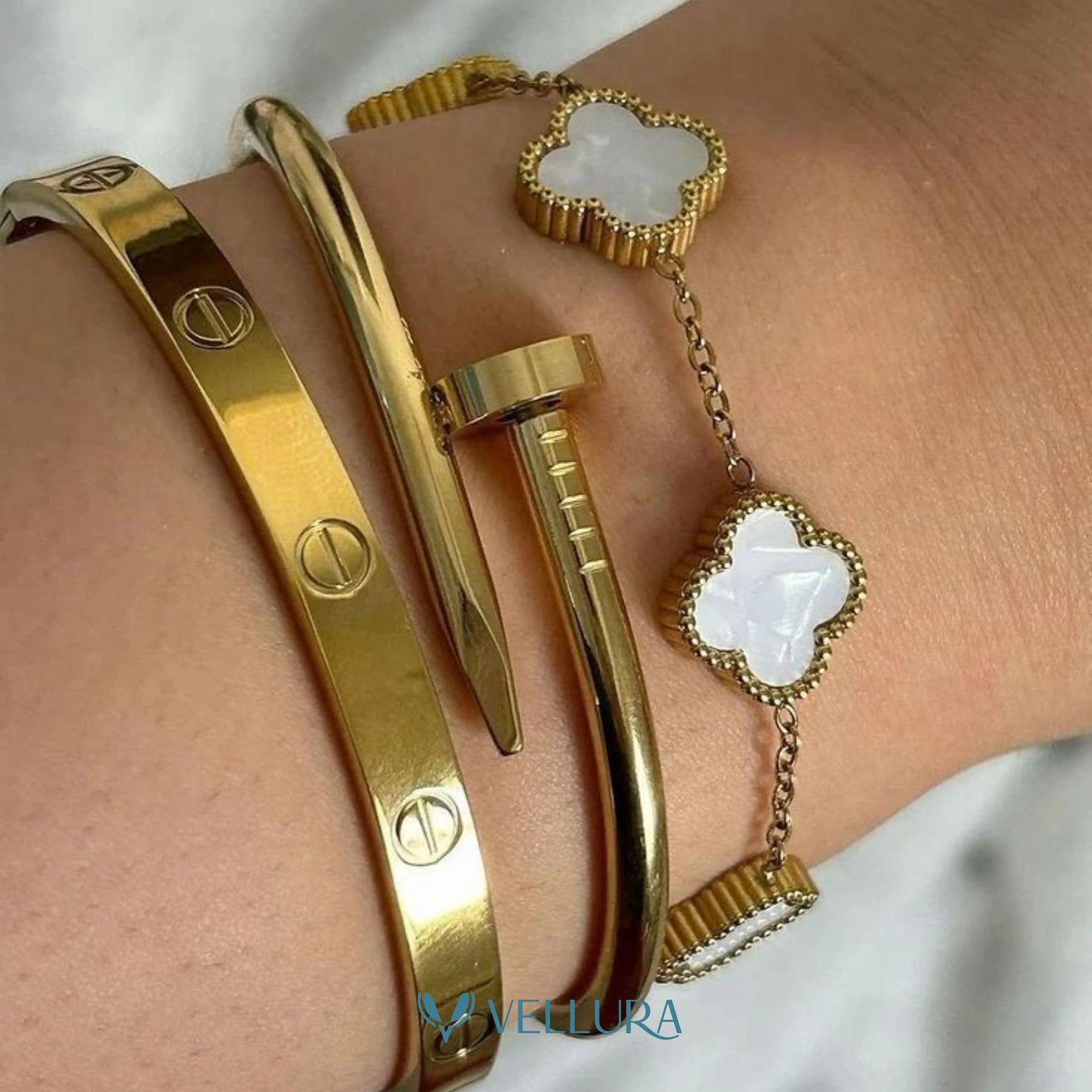 Gold Bracelet Combo Set with Clover Bracelet