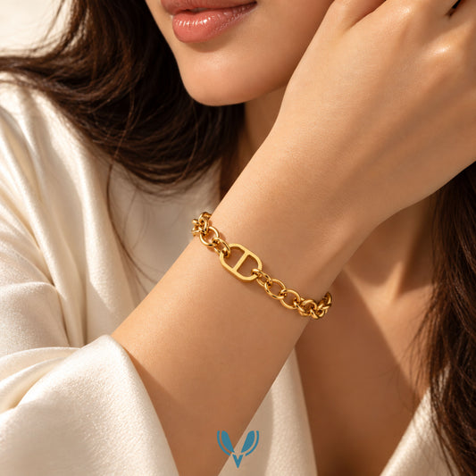 Gold Pearl & Star Charm Link Bracelet