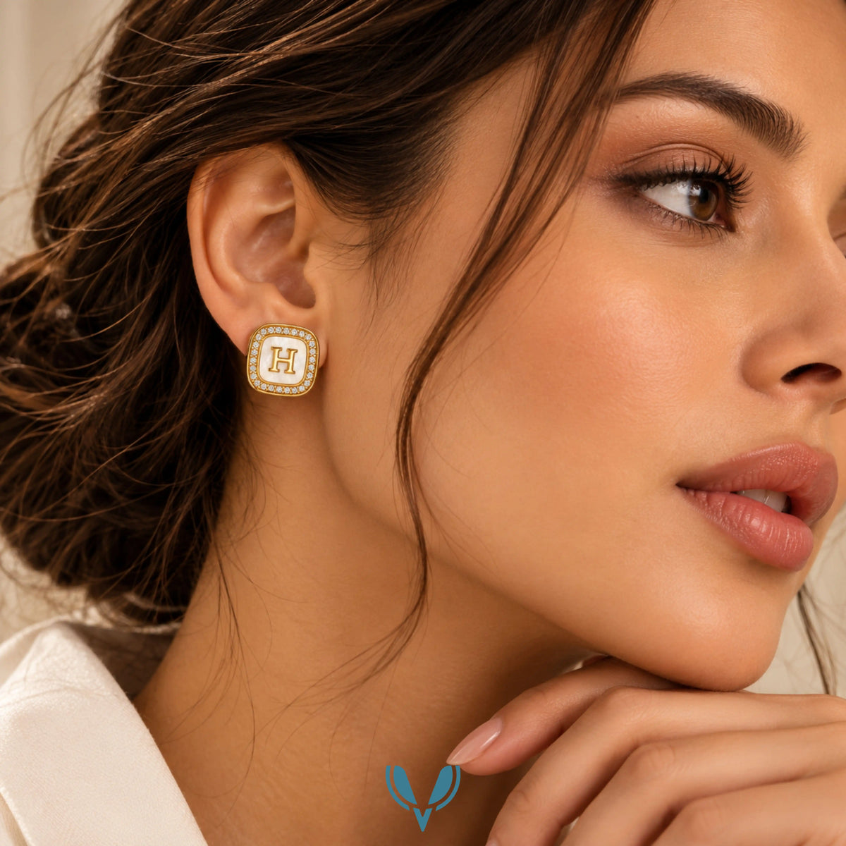 Designer Black Enamel Stud Earrings VEL-001