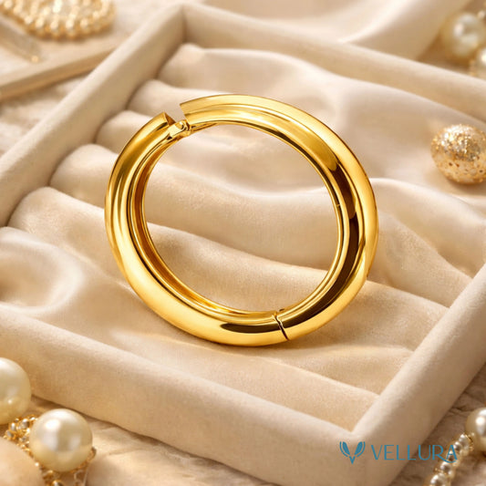 Minimal Gold Bangle