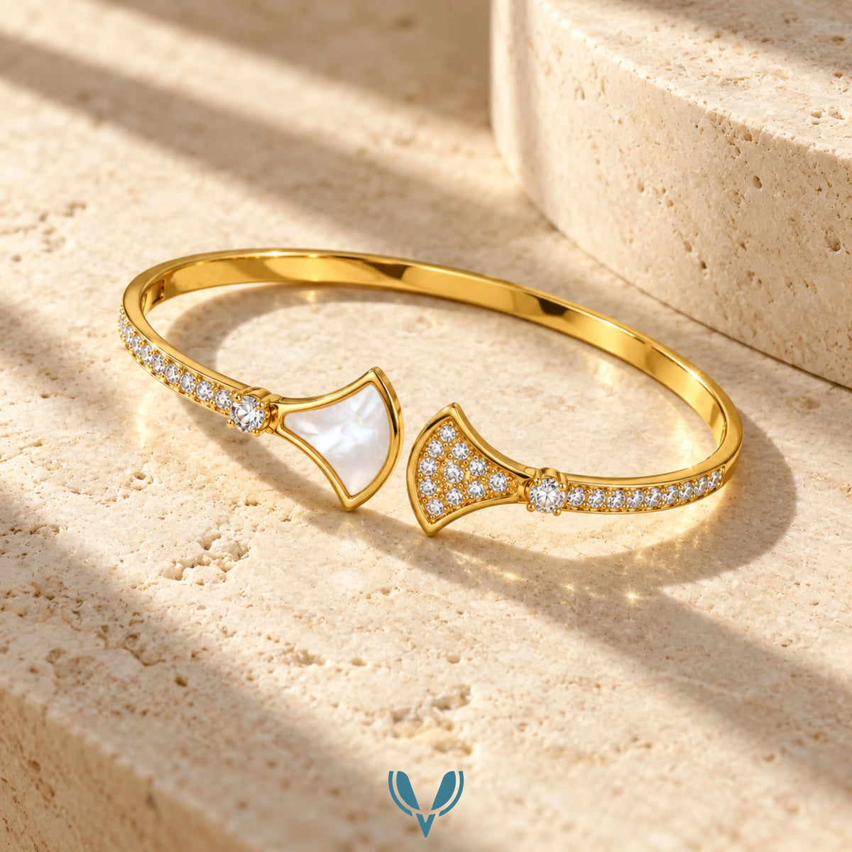 Fan Motif CZ Style Bangle Bracelet
