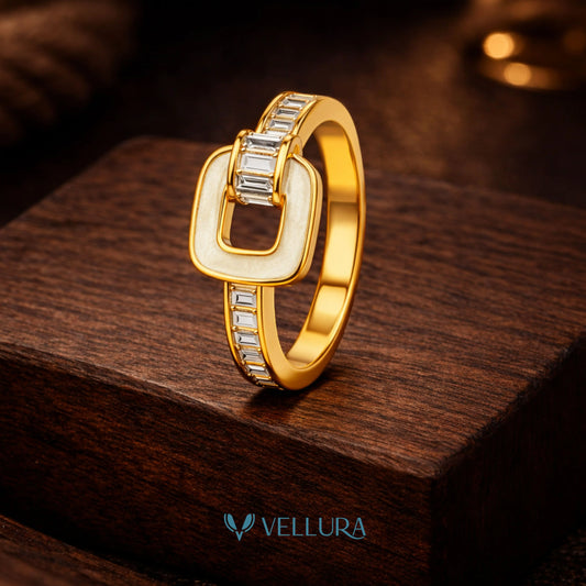 Buckle Ring with Baguette Zircon