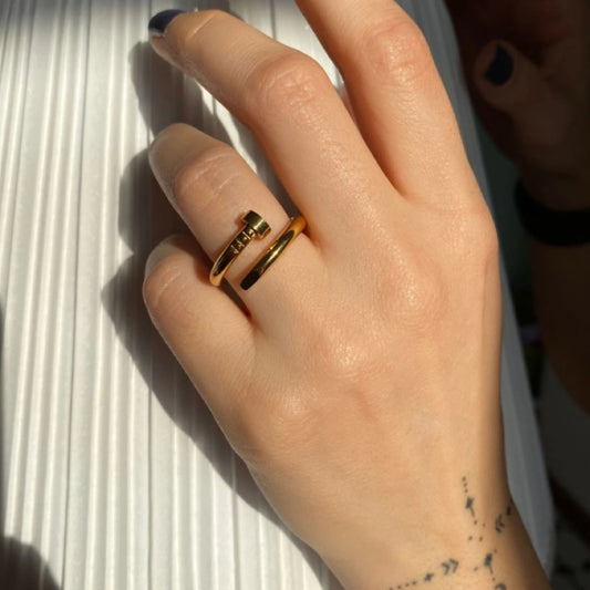 Nail Ring