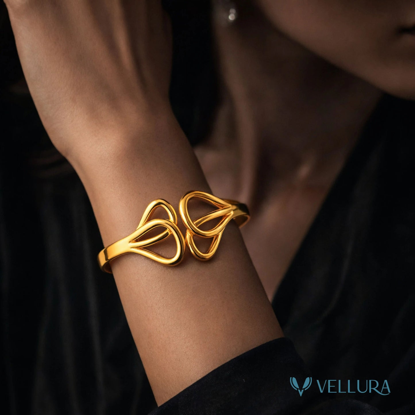 Open Petal Bracelet