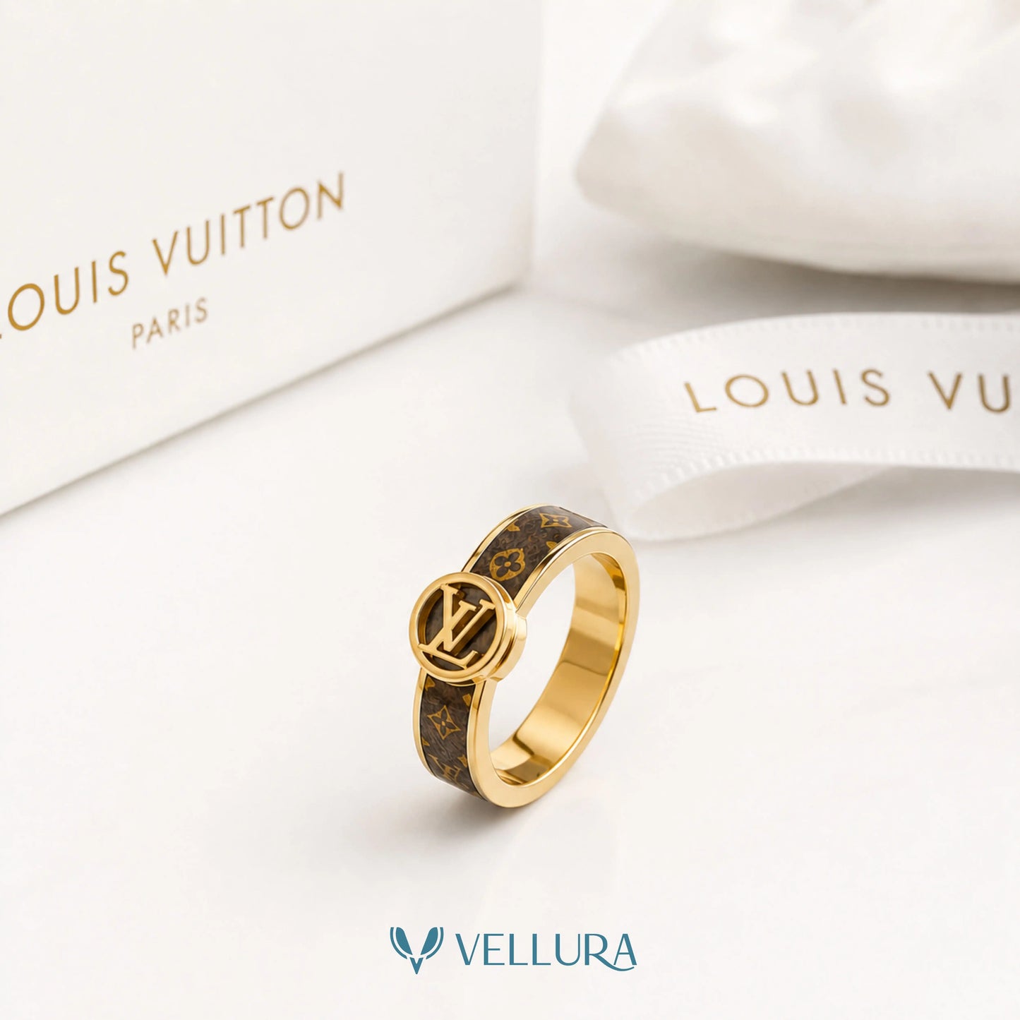 LV-INSIPRED Medallion Ring VEL-0001