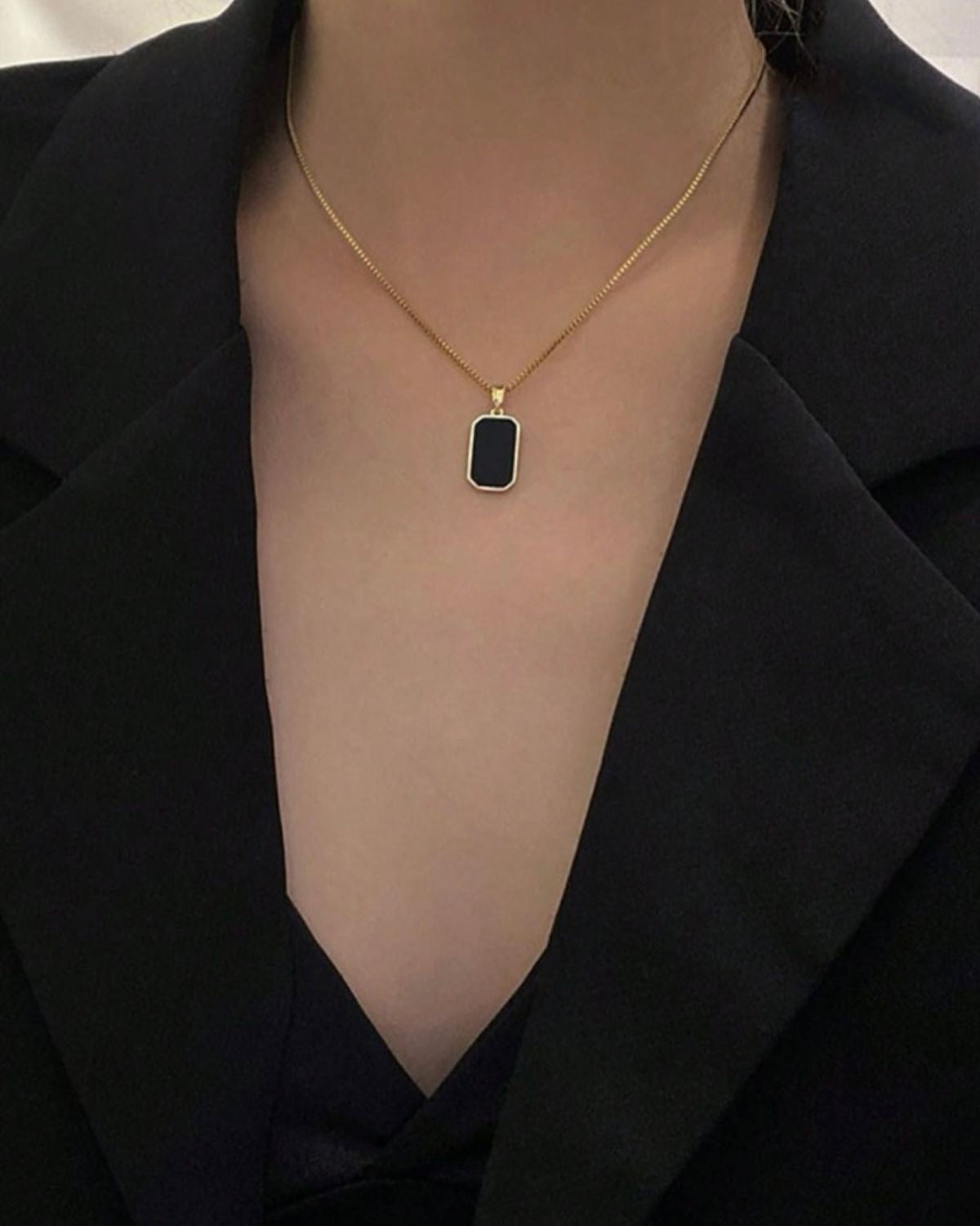 Black Onyx Unisex Pendant Necklace