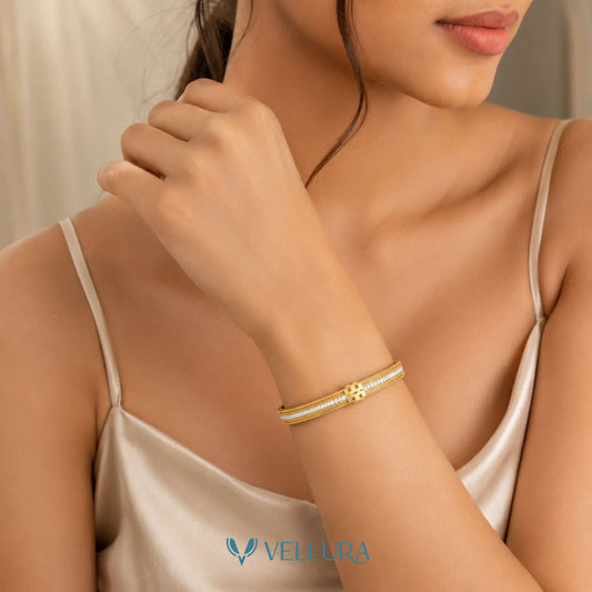 TORY INSIPRED Crystal Bracelet