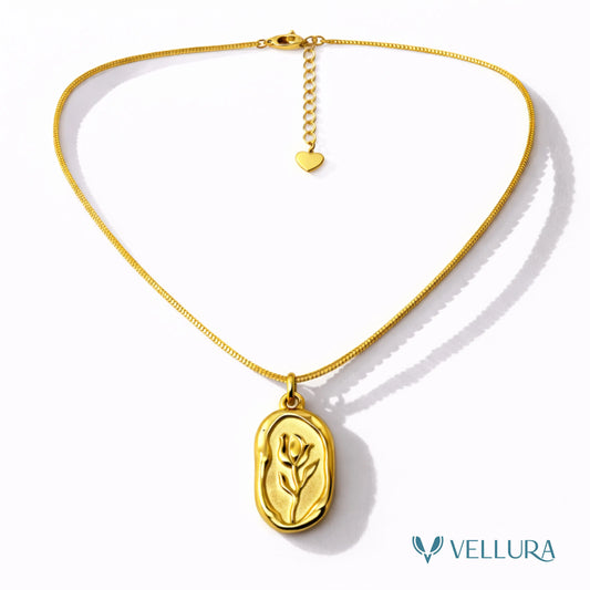 Floral Engraved Necklace