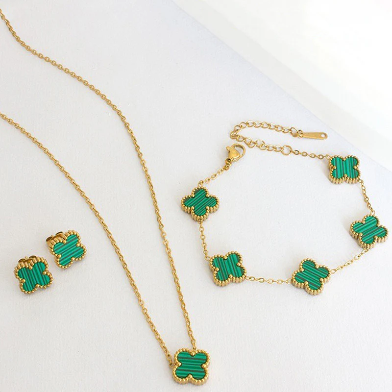 Green Quatrefoil Necklace Set-Necklace and Bracelet