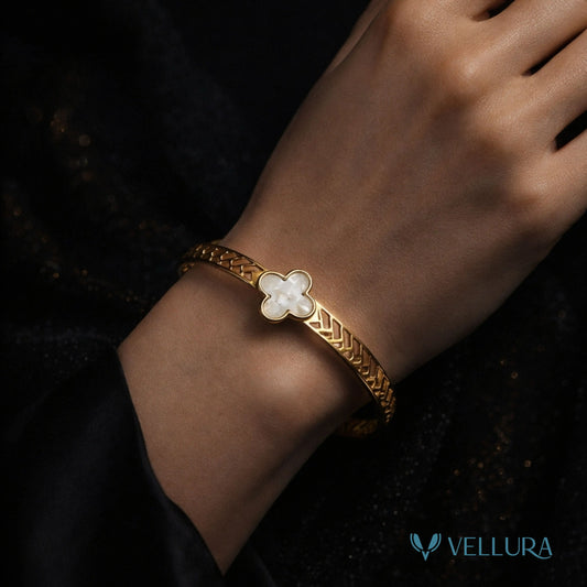 White Clover Gold Bracelet