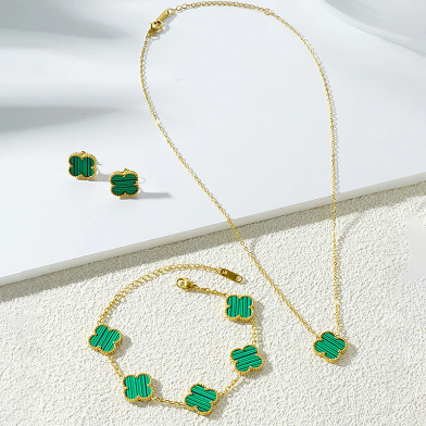 Green Quatrefoil Necklace Set-Necklace and Bracelet
