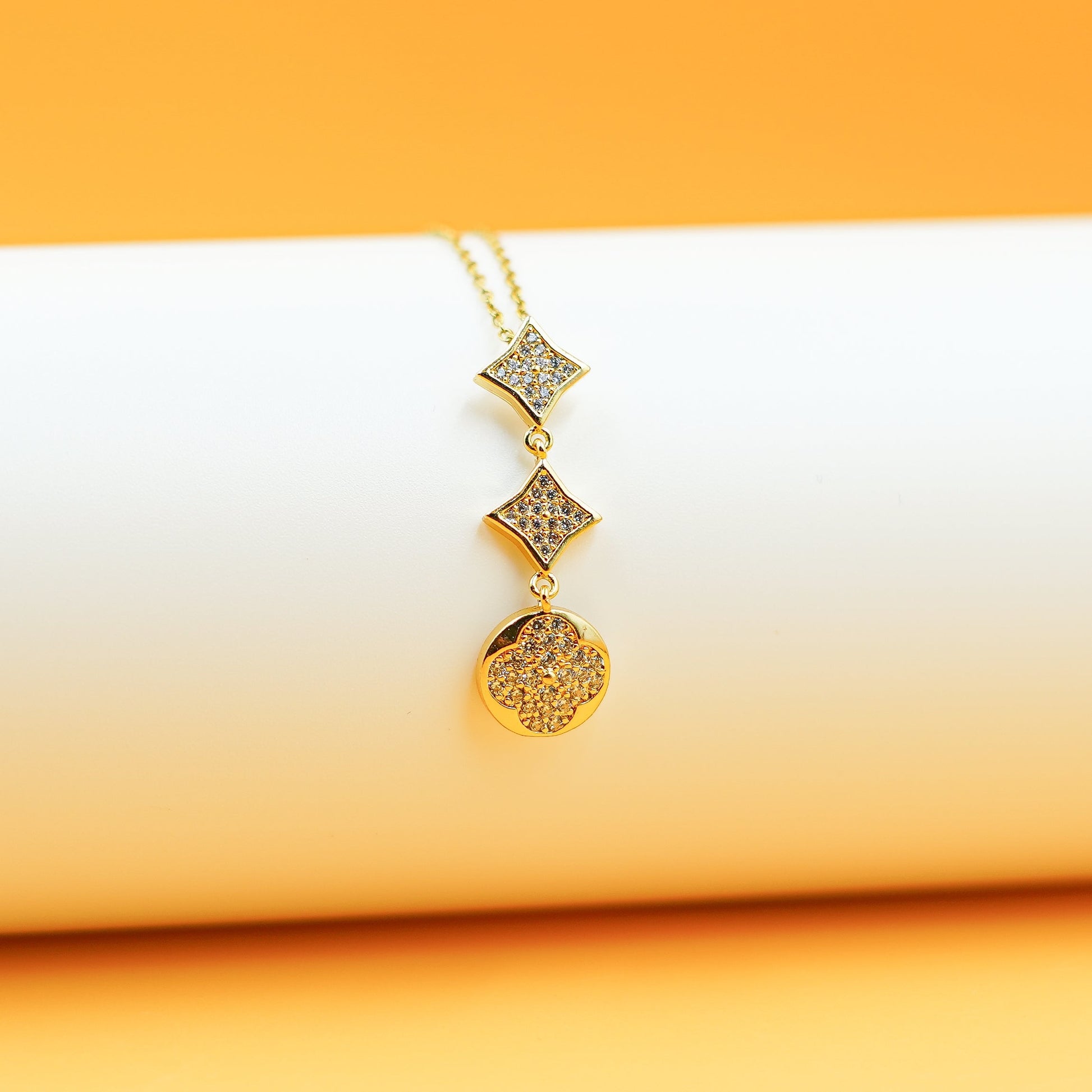 Anti-tarnish 18k Gold plated stainless steel necklace